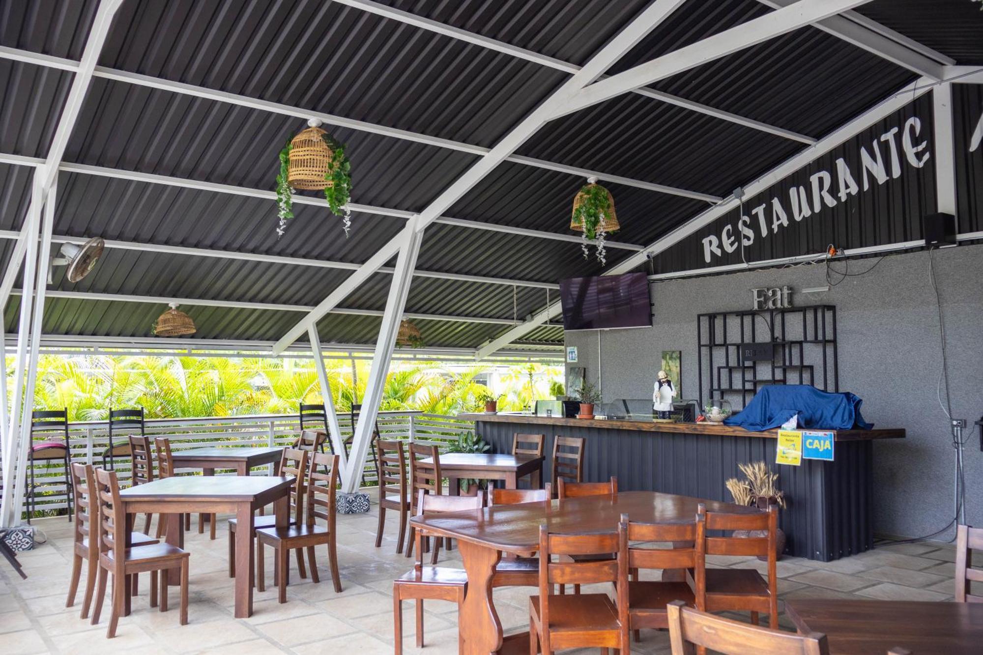 Hotel Relax Termalitas - Thermal Water La Fortuna 外观 照片