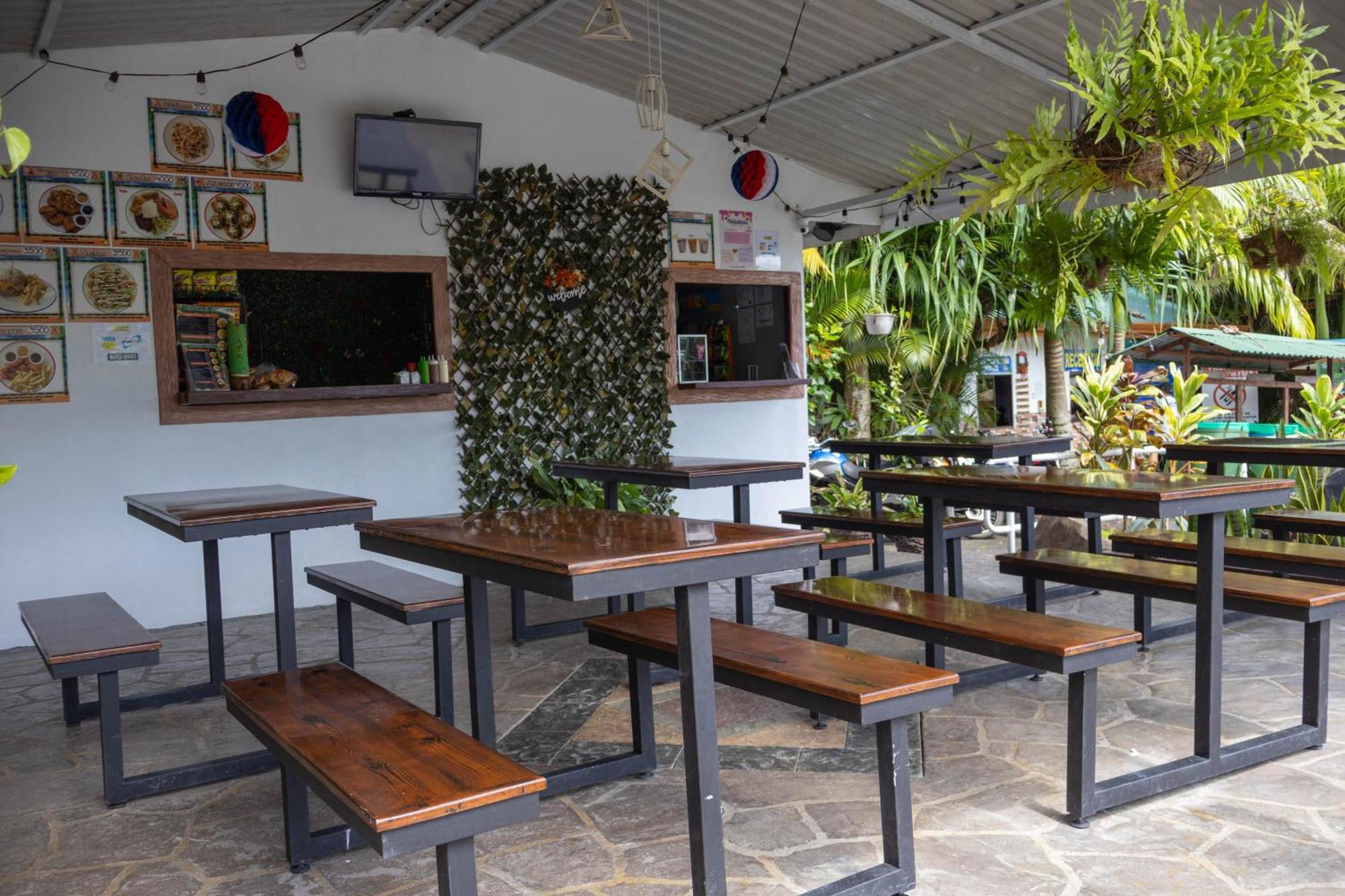 Hotel Relax Termalitas - Thermal Water La Fortuna 外观 照片